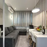 Smartliving Apts * 塞萨洛尼基