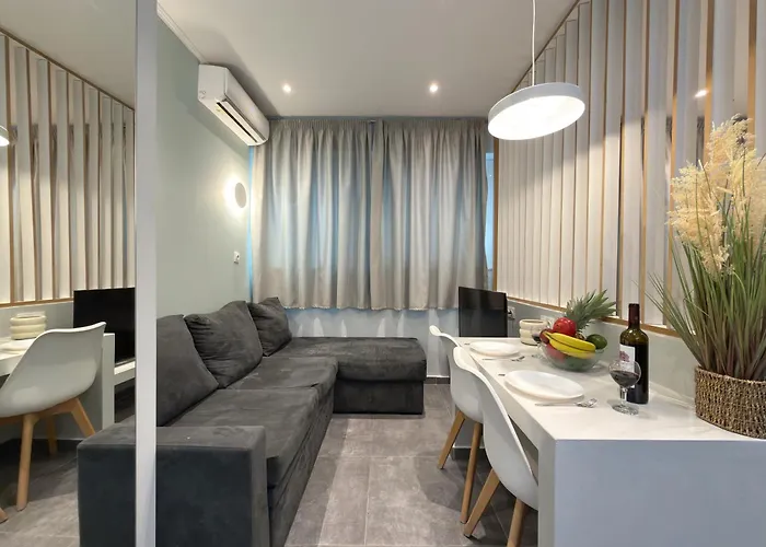 Smartliving Apts * Selanik