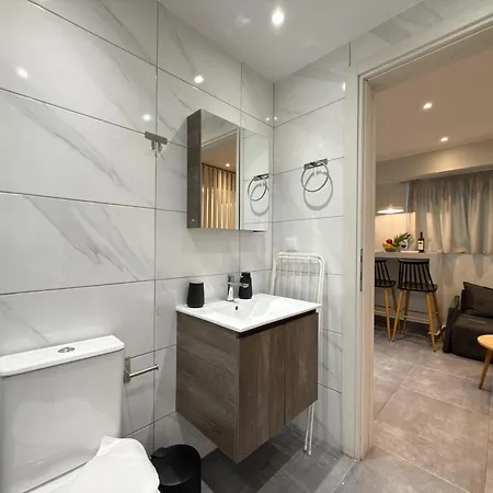 Smartliving Apts *